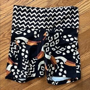 Farm Rio Tucanissimo Shorts Large Black White Toucan Bird High Rise Stretch M